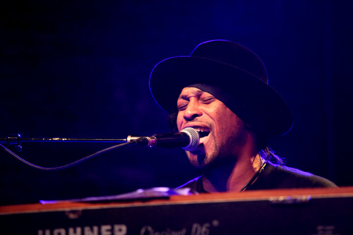 D'Angelo at the Brooklyn Bowl: 03.05.13 for the NY Daily News